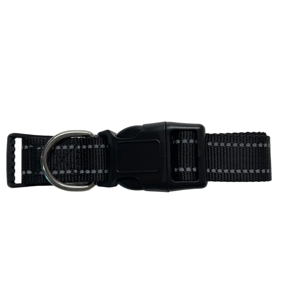 ❤️❤️LAST CHANCE ❤️❤️ Black dog collar fits 12”-17” neck 1” wide